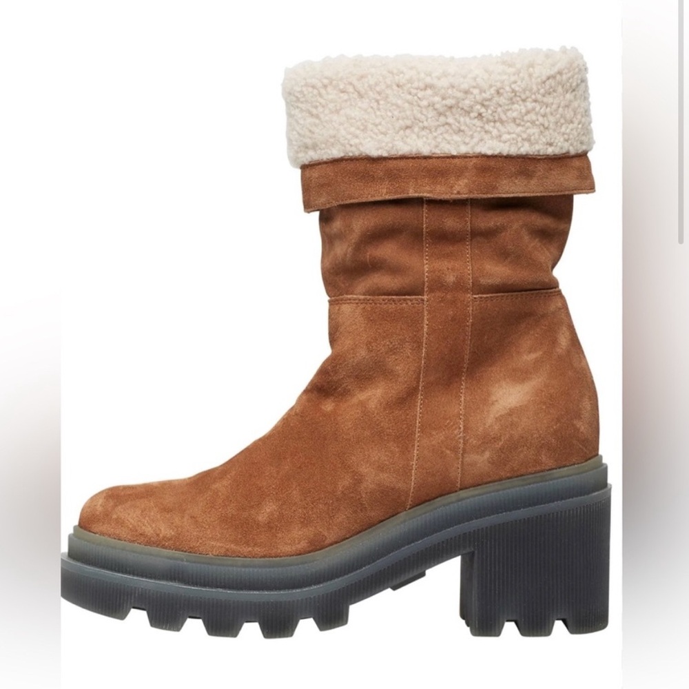 Voile Blanche Loden Genuine Shearling Bootie in Suede/Montone Women’s Size 6